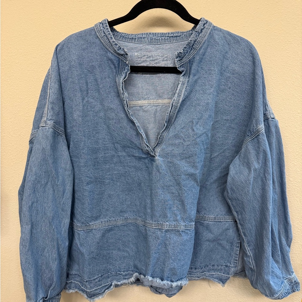 🎉🎉Denim Long Sleeve - Never Worn!